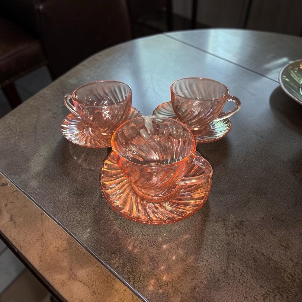 Vintage Arcoroc France Rosaline Pink Swirl Tea Cup/Saucer SET of 3 - Picture 4 of 4